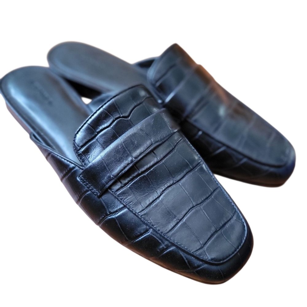 Women Nordstrom Black Crocodile Pattern Loafers